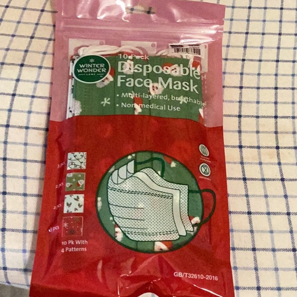 10 Disposable Face Masks - Christmas